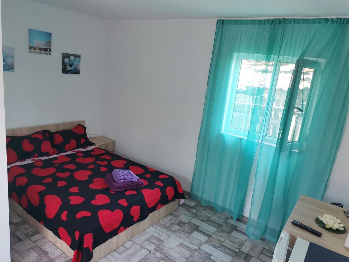 Hotel Casa Andrei A à Corbu  Extérieur photo